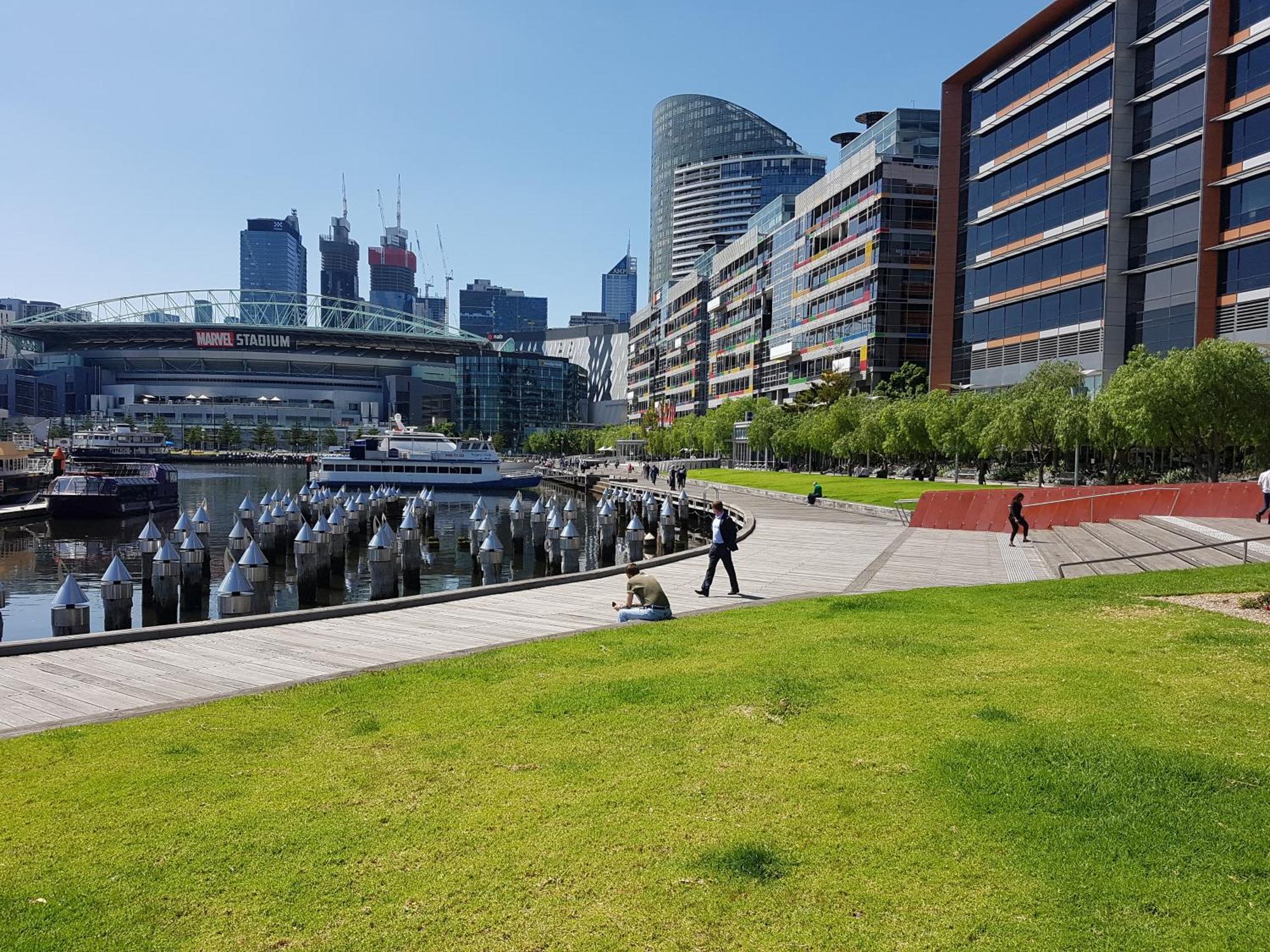 Melbourne Docklands Riverside Views Exterior photo